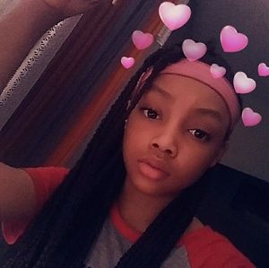 Meet your Posher, Destiny